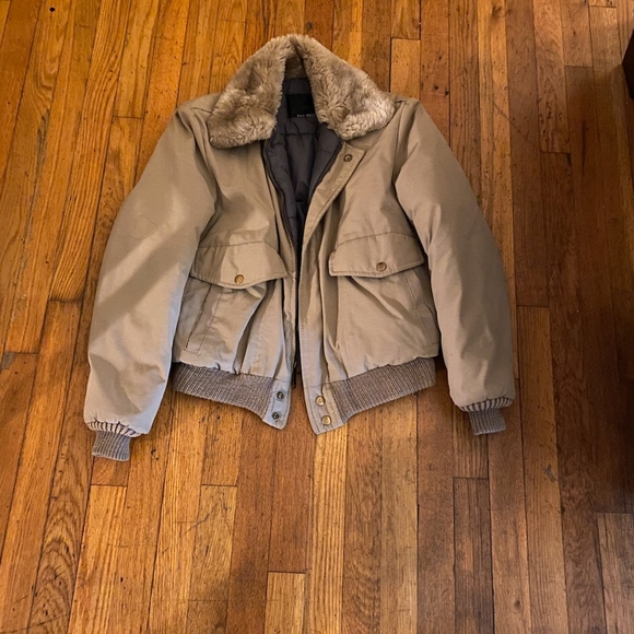 Beautiful Jacket just for you! - Picture 5 of 5